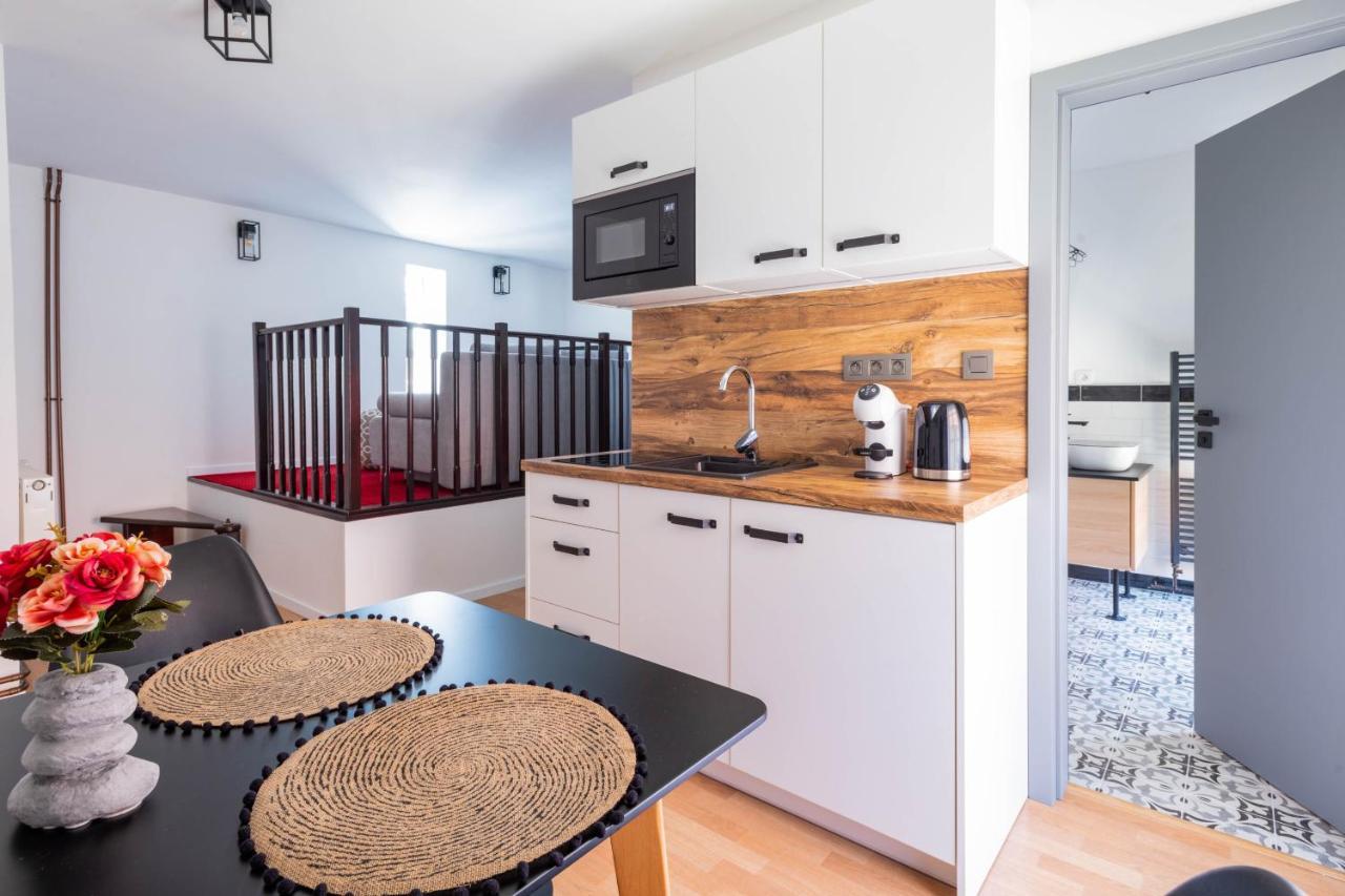 Highnest Apartment