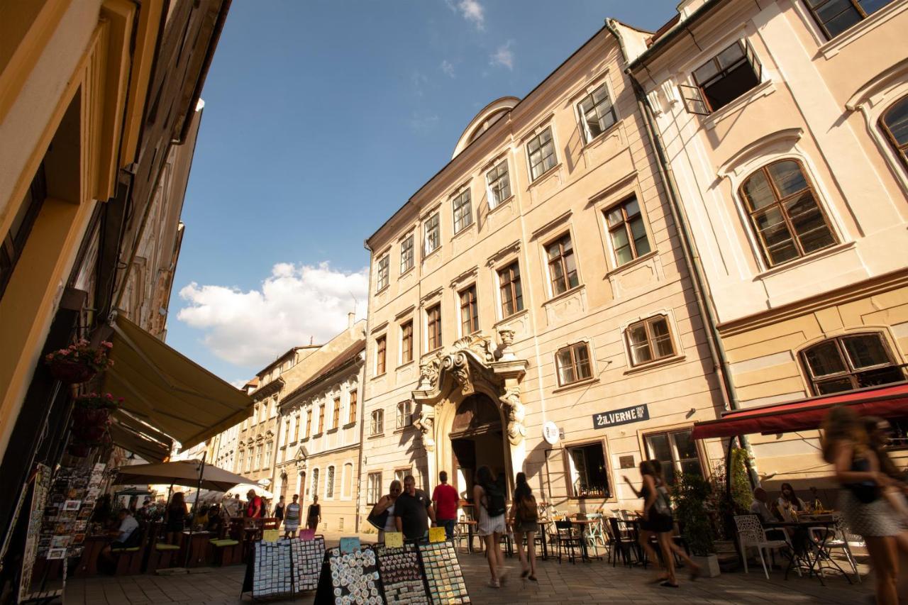 Apartment Highnest Bratislava
